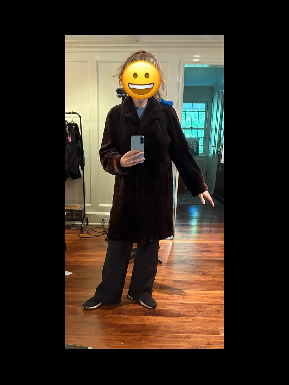 Sheared Mink by Saga. Chocolate Brown. Medium